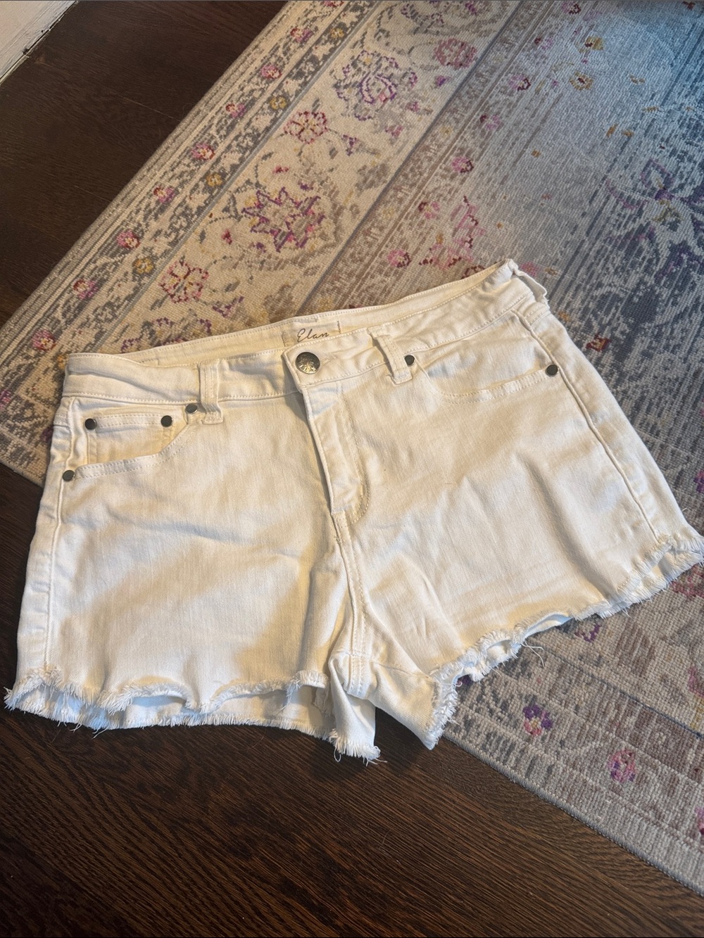 Elan Classic White Denim Cutoff Shorts - Women Size Medium